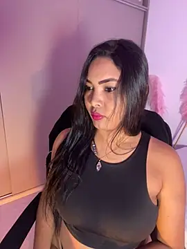 EmilyZuits online show from 11/24/25, 09:37