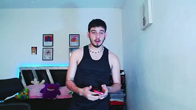 Sebasxxl12 online show from 04/23/26, 03:24