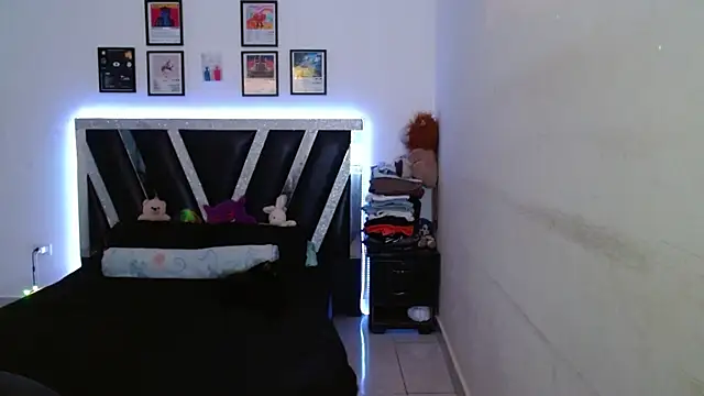 Sebasxxl12 online show from 12/22/25, 06:13