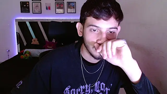 Sebasxxl12 online show from 01/07/26, 09:31