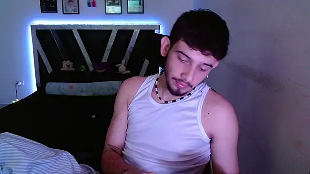 Sebasxxl12 online show from 12/23/25, 05:18