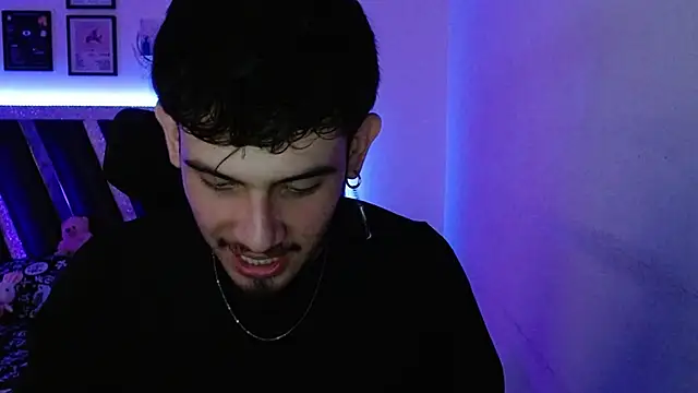 Sebasxxl12 online show from 10/04/25, 09:55