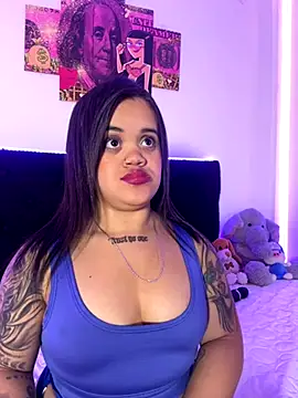 Snapshot of Sussyroxxx chatting on 11/05/25, 04:59 Sussyroxxx online show from 11/05/25, 04:59