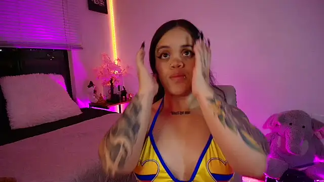 Sussyroxxx online show from 06/18/26, 05:50
