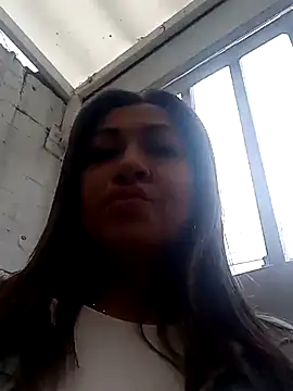 chloe  Jones  online show from 11/14/25, 12:31