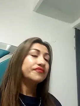 chloe  Jones  online show from 11/15/25, 12:42