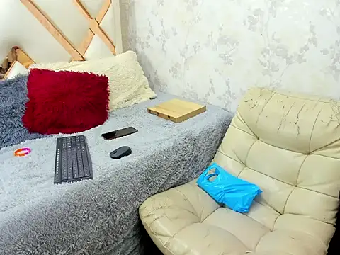 Snapshot of Sammy_Millers chatting on 12/19/25, 09:50 Sammy Millers online show from 12/19/25, 09:50