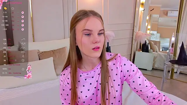 Lili Lohan online show from 11/04/25, 05:17