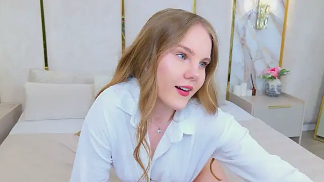 Lili Lohan online show from 06/02/26, 05:07