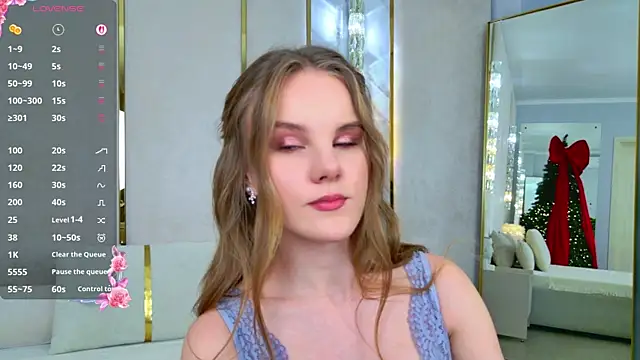 Lili Lohan online show from 11/28/25, 05:02