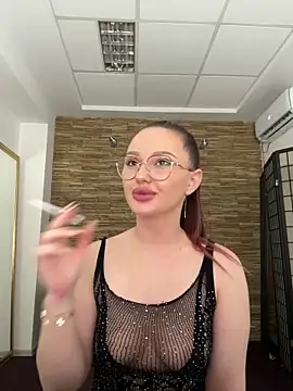 Lunna Squirt online show from 10/15/25, 07:44