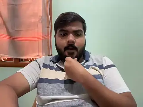 Romeo Sam2 online show from 10/22/25, 04:45