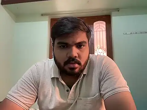 Romeo Sam2 online show from 11/12/25, 05:55