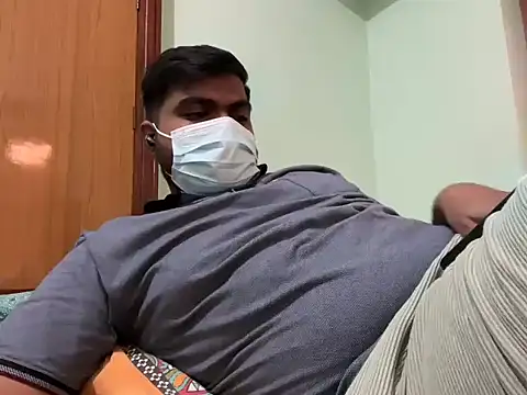 Romeo Sam2 online show from 09/29/25, 08:21