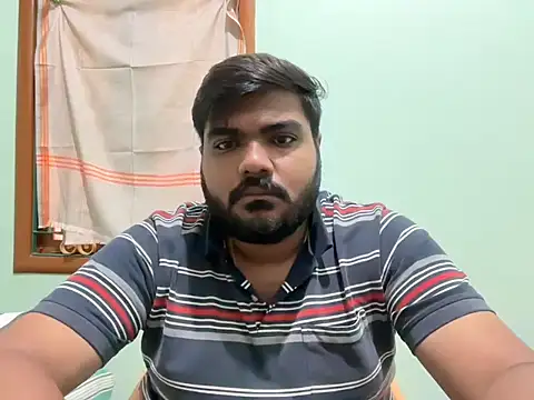 Romeo Sam2 online show from 10/21/25, 04:56