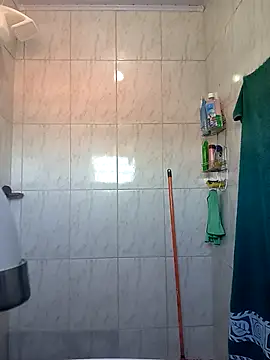 Snapshot of PeludoBragantino chatting on 04/26/26, 02:14 PeludoBragantino online show from 04/26/26, 02:14