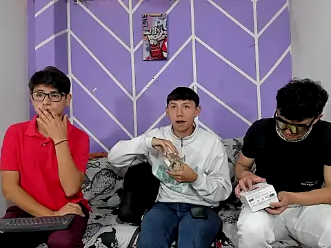 nexusboyhot online show from 12/04/25, 01:54