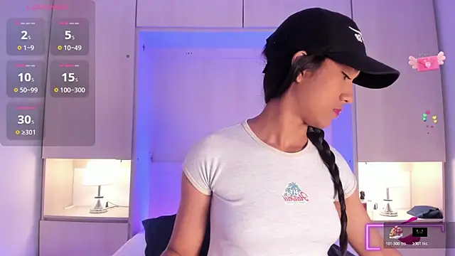 AnahiCollins online show from 11/12/25, 11:36