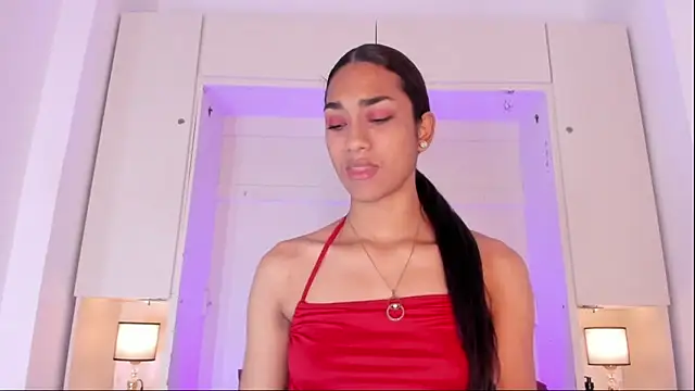 AnahiCollins online show from 10/10/25, 12:06