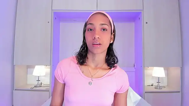 AnahiCollins online show from 07/05/26, 11:28