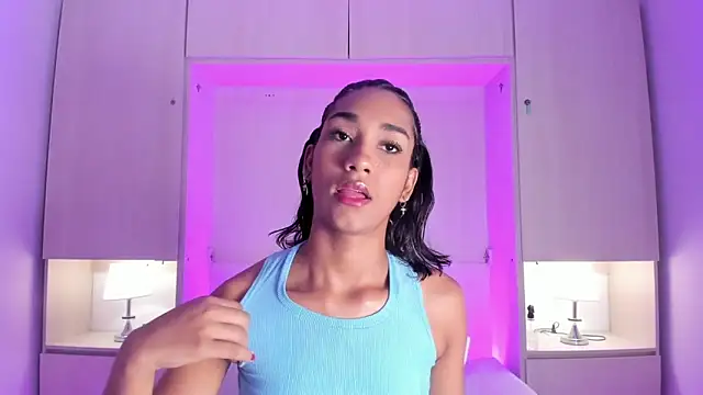 AnahiCollins online show from 05/21/26, 12:02