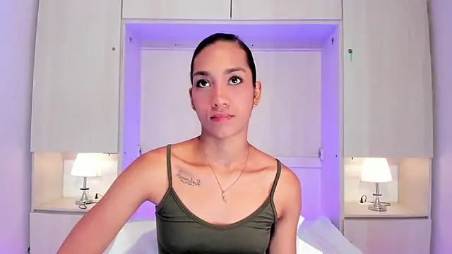 AnahiCollins online show from 07/17/26, 12:24