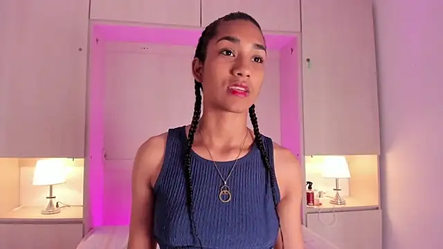 AnahiCollins online show from 11/07/25, 11:37