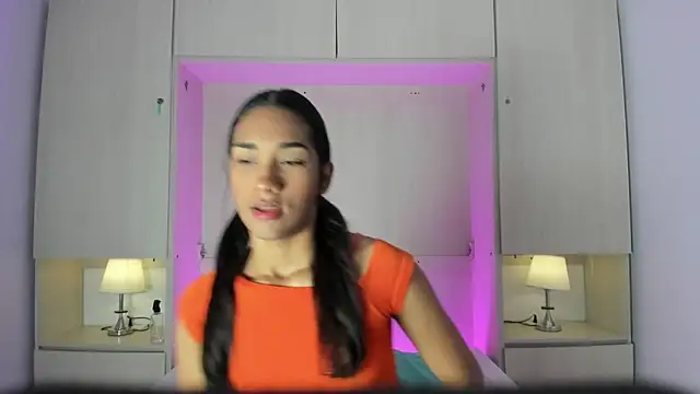 AnahiCollins online show from 03/28/26, 11:33