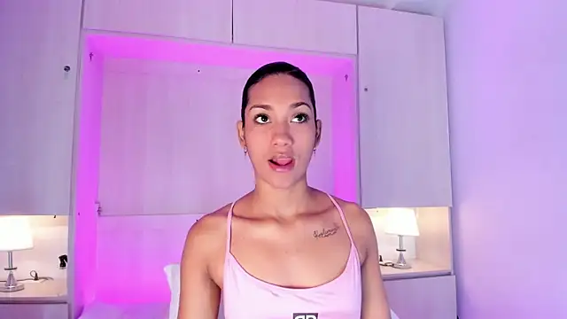 AnahiCollins online show from 06/16/26, 11:43
