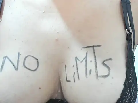 Snapshot of Valentinahot7 chatting on 12/05/25, 02:26 Valentinahot7 online show from 12/05/25, 02:26