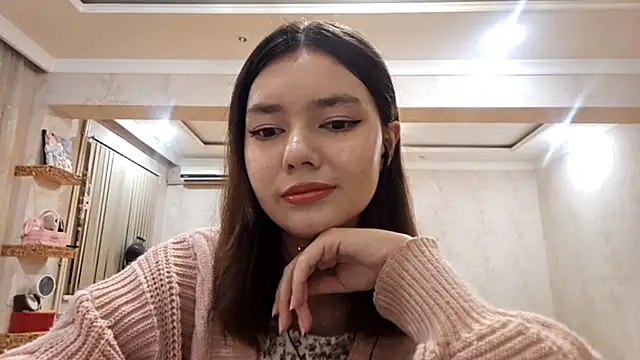 Snapshot of ImogeneMalinconico chatting on 10/08/25, 06:08 ImogeneMalinconico online show from 10/08/25, 06:08
