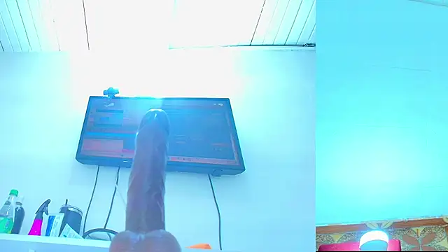 dakotamilf  hot online show from 07/15/26, 09:27