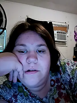 Snapshot of kittytightholes chatting on 09/28/25, 12:17 kittytightholes online show from 09/28/25, 12:17