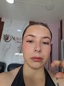 EmmaValencia  online show from 05/22/26, 07:56