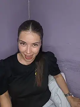 EmmaValencia  online show from 03/09/26, 12:47