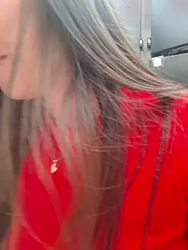 EmmaValencia  online show from 03/03/26, 10:06