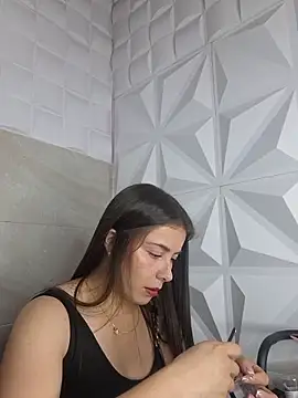 EmmaValencia  online show from 02/20/26, 08:11