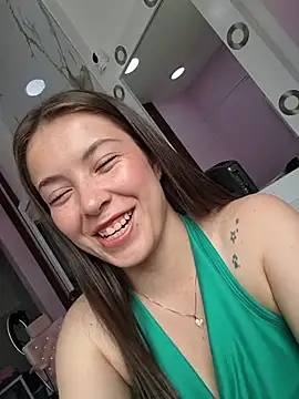 EmmaValencia  online show from 03/17/26, 04:21