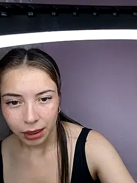 EmmaValencia  online show from 10/25/25, 09:37