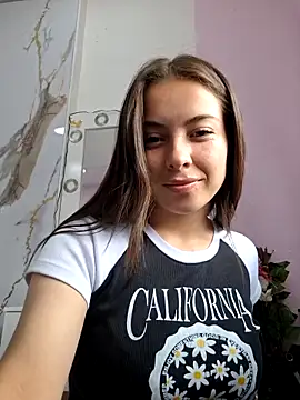 EmmaValencia  online show from 11/06/25, 07:29