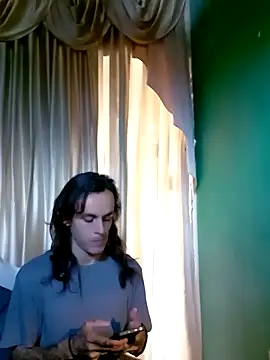 monroedelrey online show from 02/25/26, 04:51