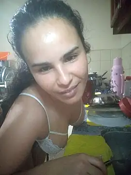 Snapshot of Arisbet333 chatting on 10/11/25, 11:28 Arisbet333 online show from 10/11/25, 11:28