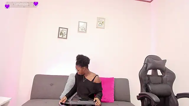 staicy26 online show from 05/20/26, 02:14