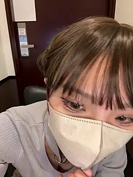 Snapshot of Riria_xx chatting on 02/14/26, 05:29 Riria xx online show from 02/14/26, 05:29