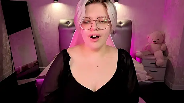 DominiqueSweetie online show from 11/20/25, 09:10