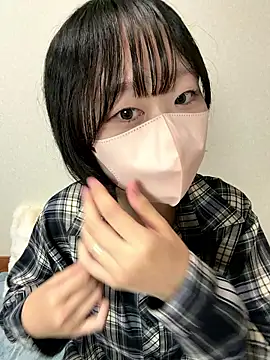 Snapshot of _JINA_tan chatting on 10/19/25, 08:06 JINA tan online show from 10/19/25, 08:06