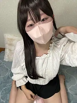Snapshot of _JINA_tan chatting on 10/08/25, 01:12 JINA tan online show from 10/08/25, 01:12