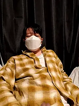 yuuukiiiip online show from 11/24/25, 04:56