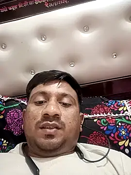 SlipperyRebound0 online show from 09/28/25, 06:37