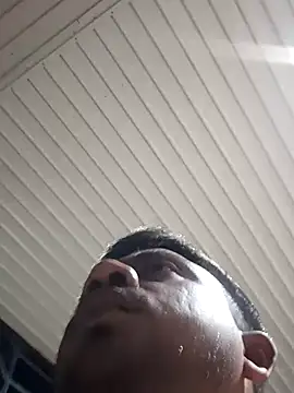 SlipperyRebound0 online show from 11/03/25, 02:53